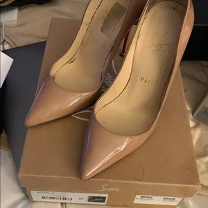 So Kate Nude Louboutin pumps